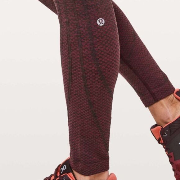 Lululemon Ready to Run Tight - Picture 4 of 9